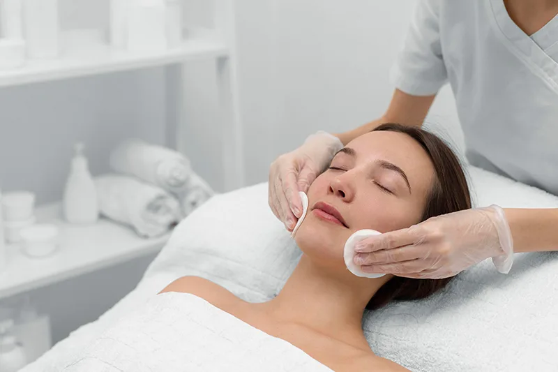 Classic Facial in Uxbridge: A Complete Guide to Healthy, Radiant Skin 3 Classic Facial in Uxbridge