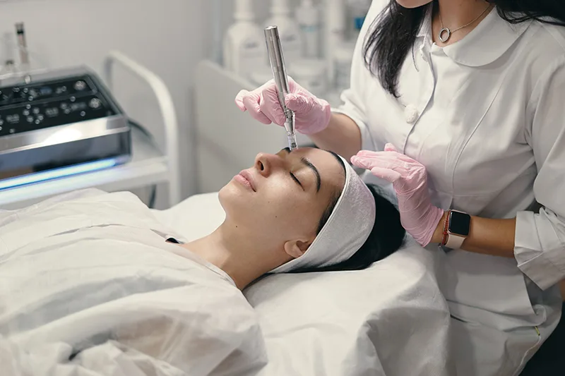 Microneedling in Harefield: Discover Smoother, Healthier-Looking Skin 3 Microneedling in Harefield